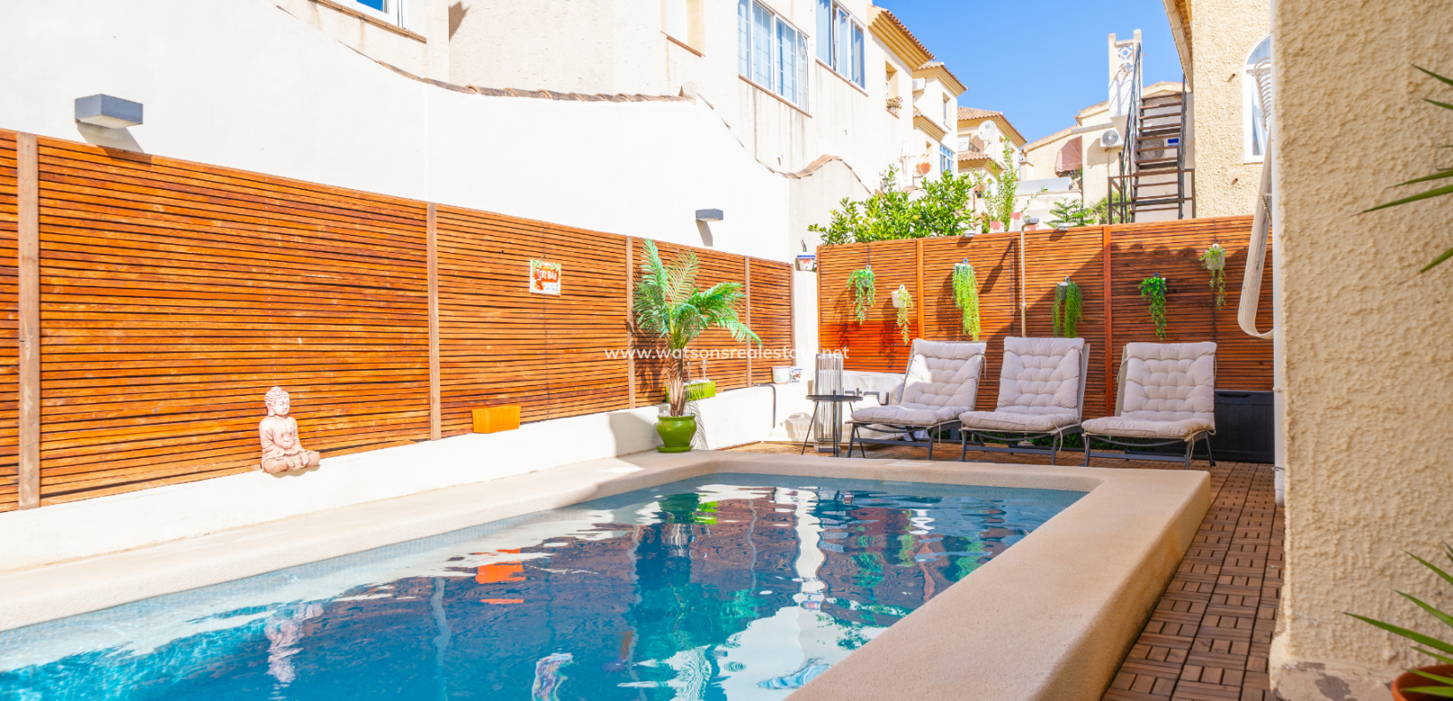 Venta - Chalet Independiente - Urb. La Marina