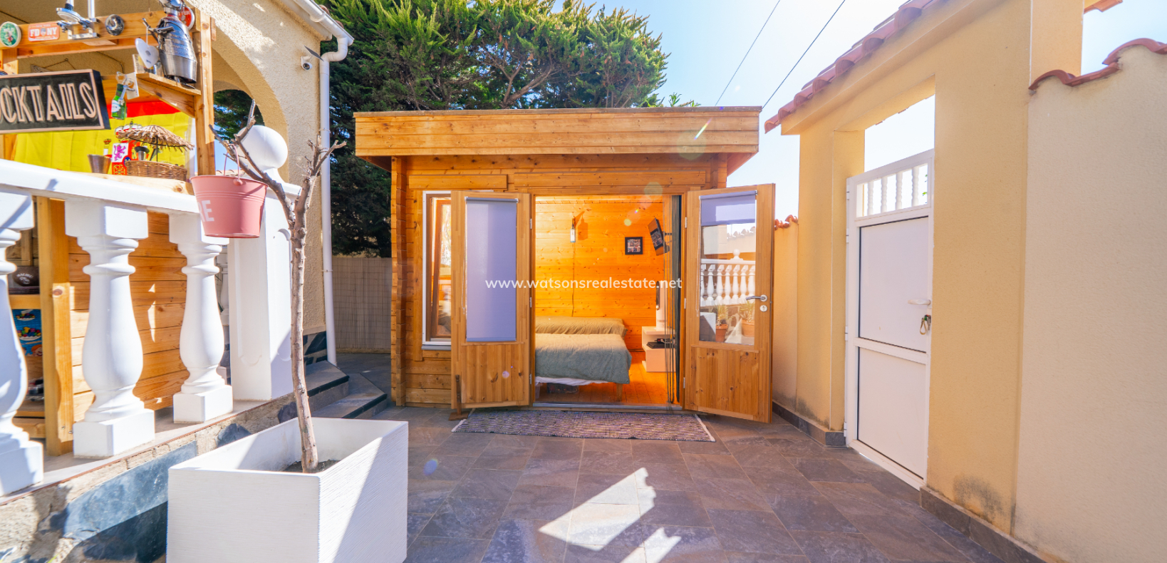 Venta - Chalet Independiente - Urb. La Marina
