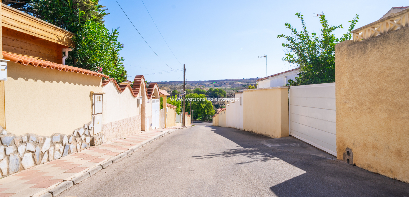Venta - Chalet Independiente - Urb. La Marina