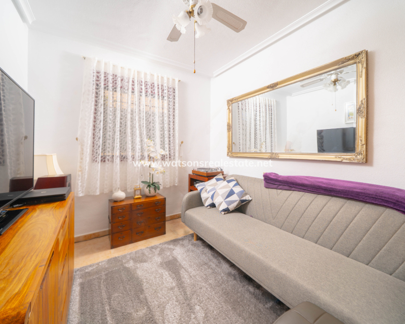 Venta - Chalet Independiente - Urb. La Marina