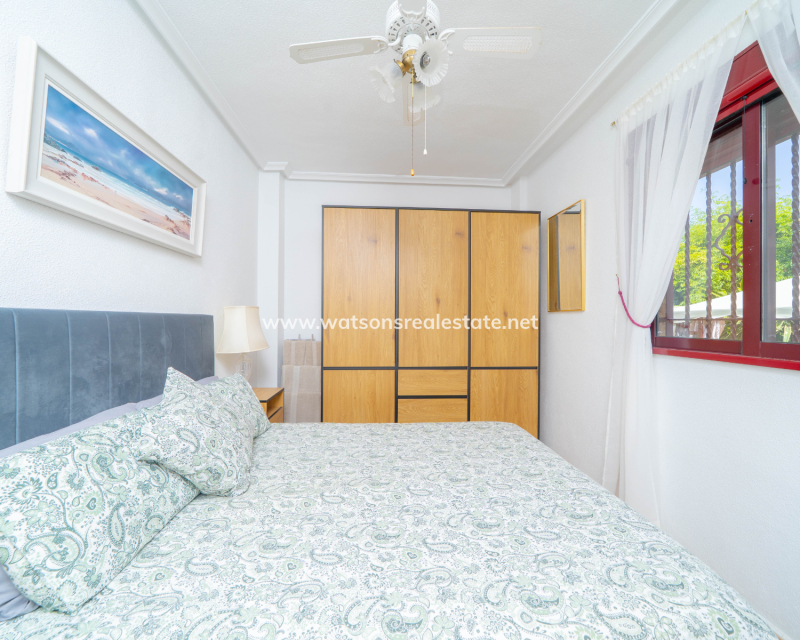 Venta - Chalet Independiente - Urb. La Marina