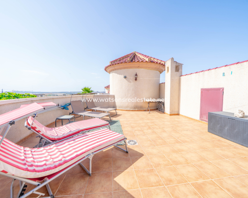 Venta - Chalet Independiente - Urb. La Marina