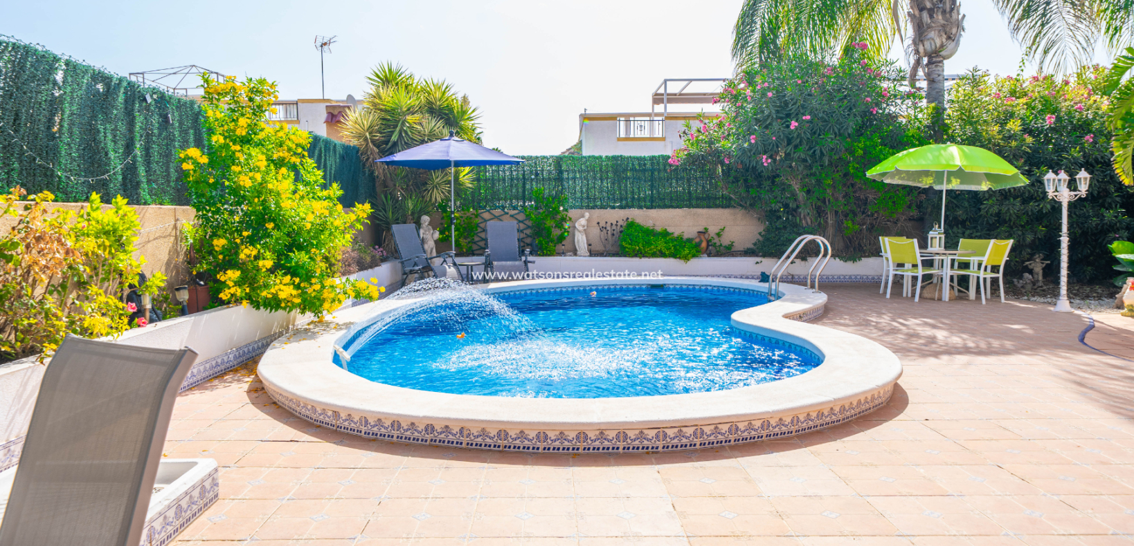 Venta - Chalet Independiente - Urb. La Marina