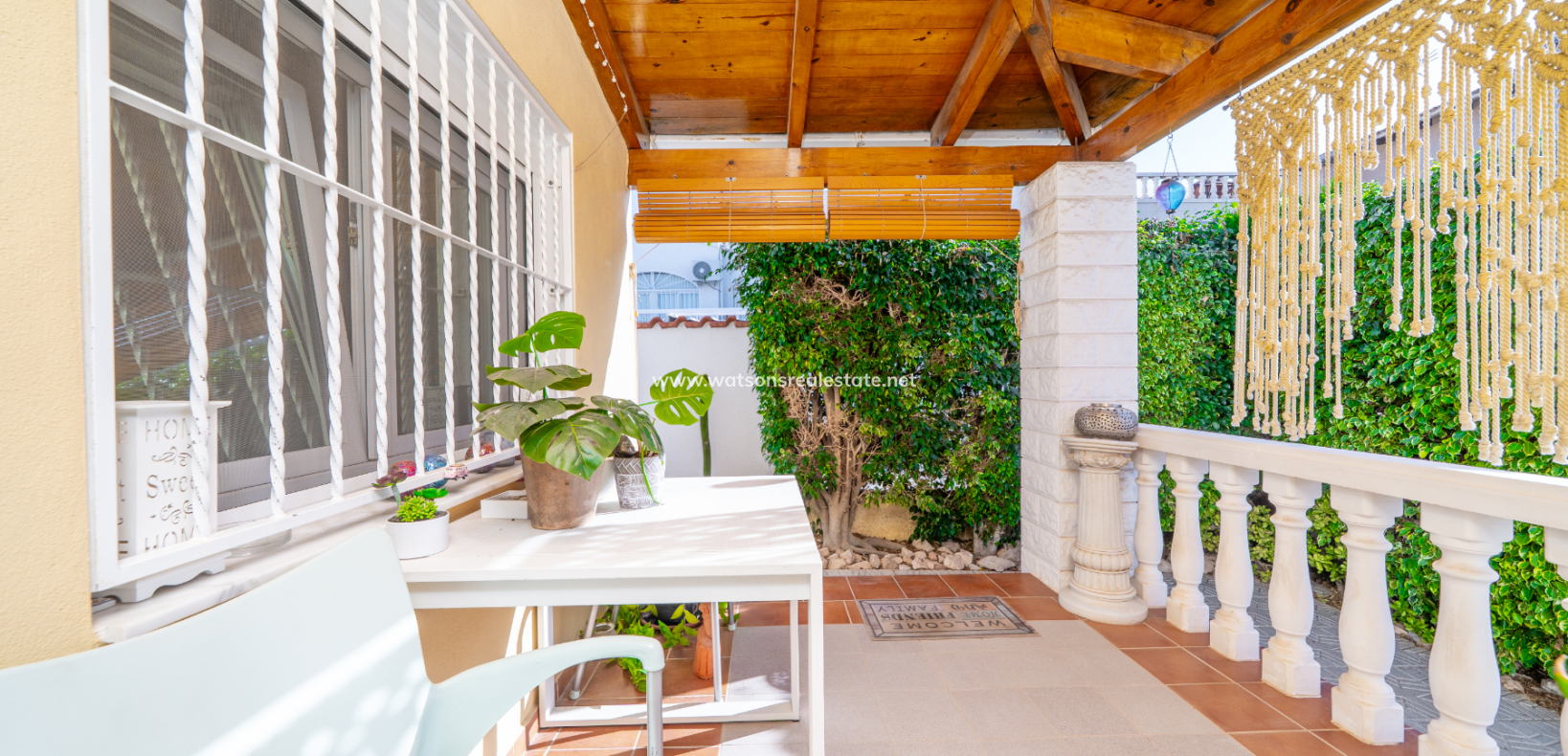 Venta - Chalet Independiente - Urb. La Marina