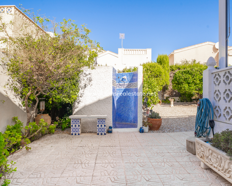 Venta - Chalet Independiente - Urb. La Marina