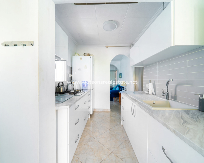 Venta - Chalet Independiente - Urb. La Marina