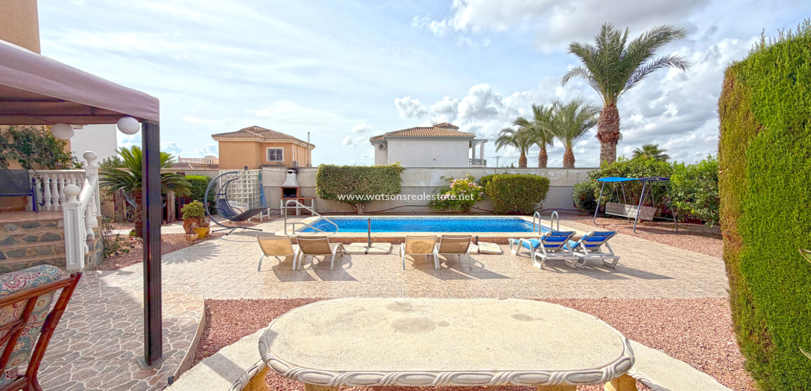 Venta - Chalet Independiente - Urb. La Marina