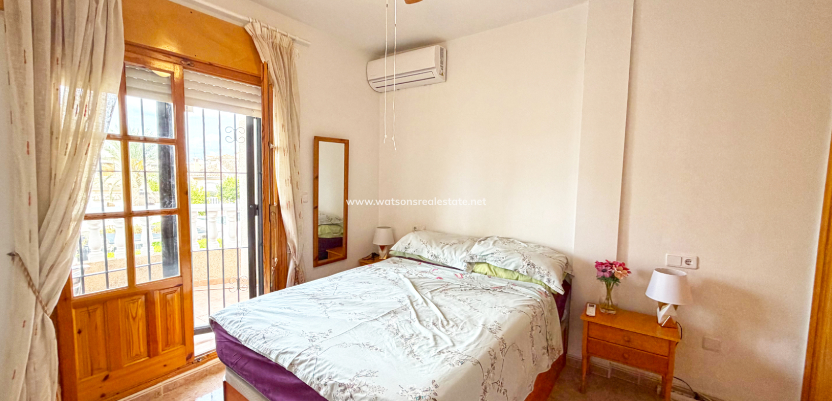 Venta - Chalet Independiente - Urb. La Marina