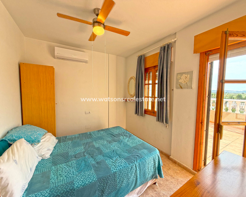 Venta - Chalet Independiente - Urb. La Marina