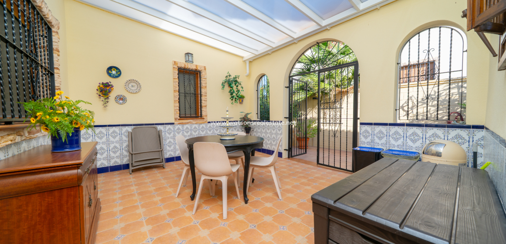 Venta - Chalet Independiente - Urb. La Marina