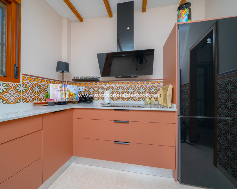 Venta - Chalet Independiente - Urb. La Marina