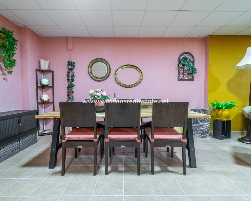 Venta - Chalet Independiente - Urb. La Marina