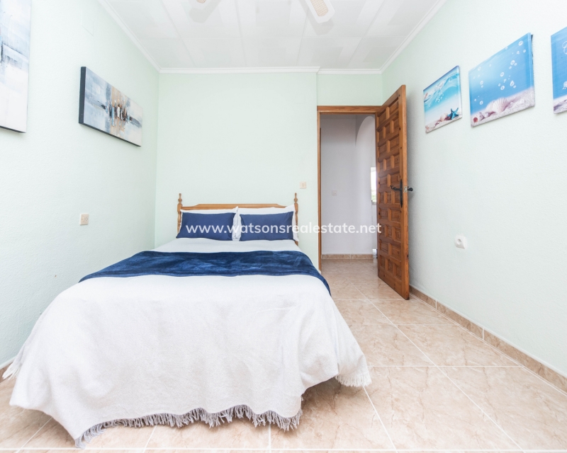 Venta - Chalet Independiente - Urb. La Marina