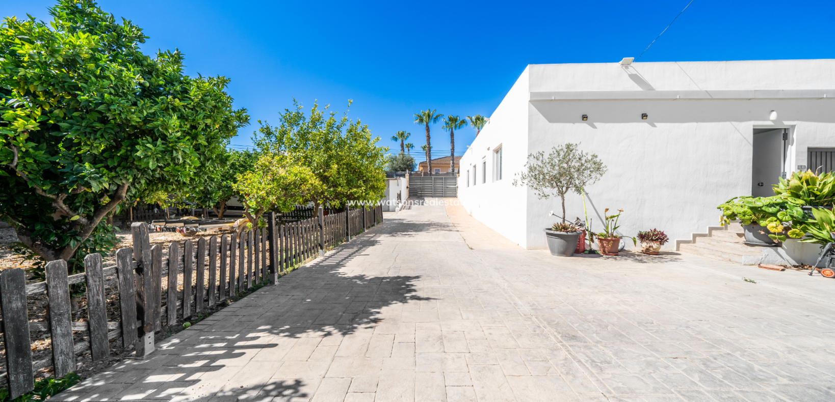 Venta - Chalet Independiente - Urb. La Marina