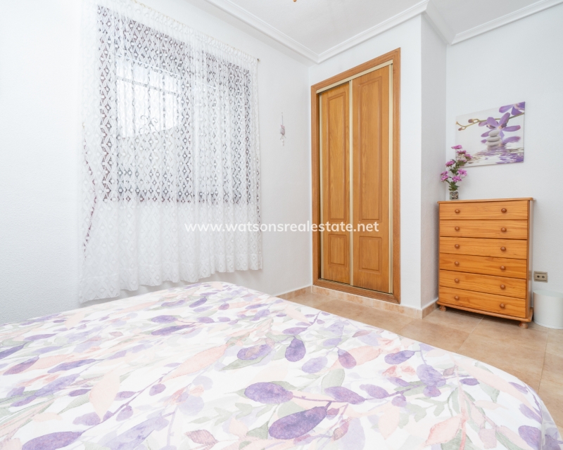 Venta - Chalet Independiente - Urb. La Marina