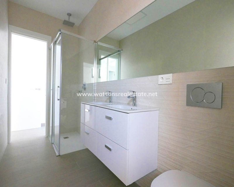 Venta - 	Obra Nueva - Urb. El Oasis - La Marina