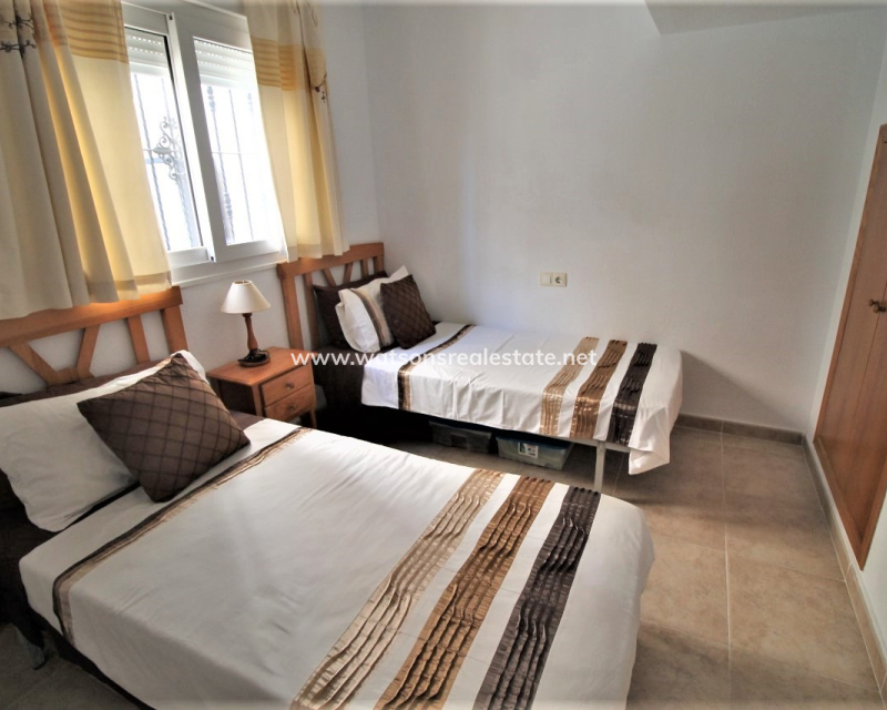 Venta - Semi Adosado - Urb. La Marina