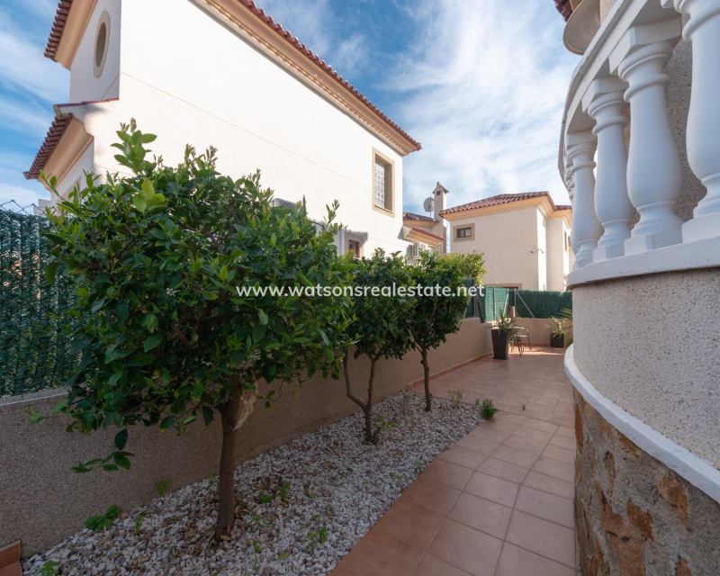 Venta - Semi Adosado - Urb. La Marina