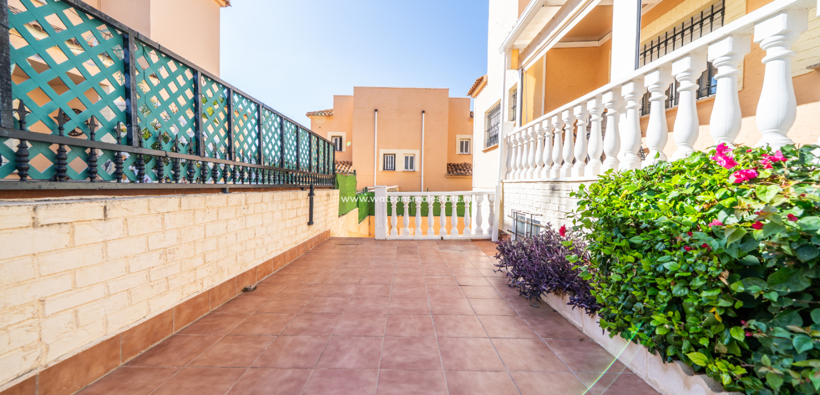 Venta - Semi Adosado - Urb. La Marina