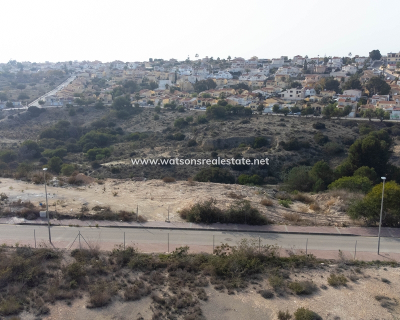 Venta - Terreno - Urb. La Escuera