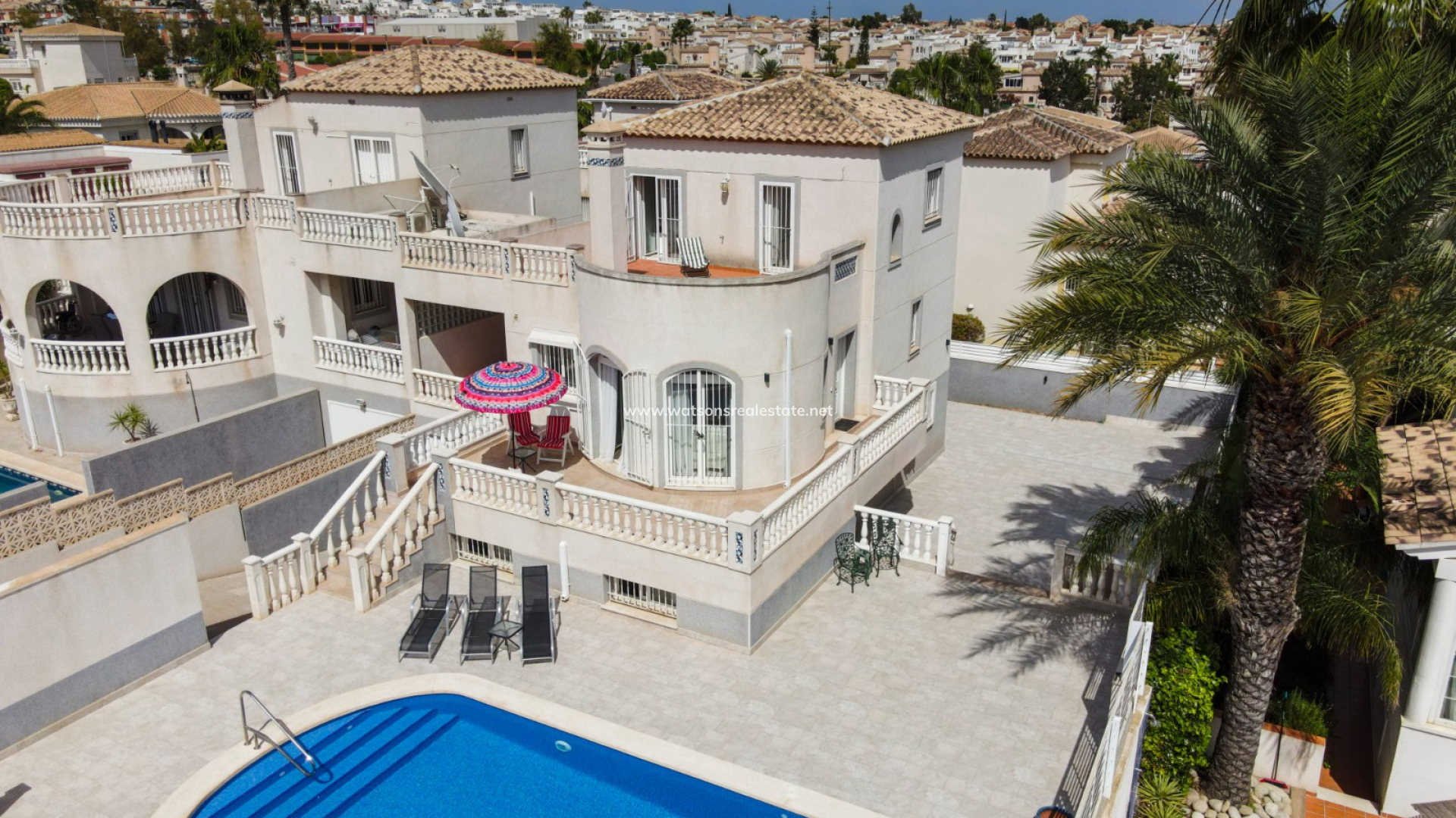 Vrijstaande Villa - Revente - Urb. La Marina - 5226