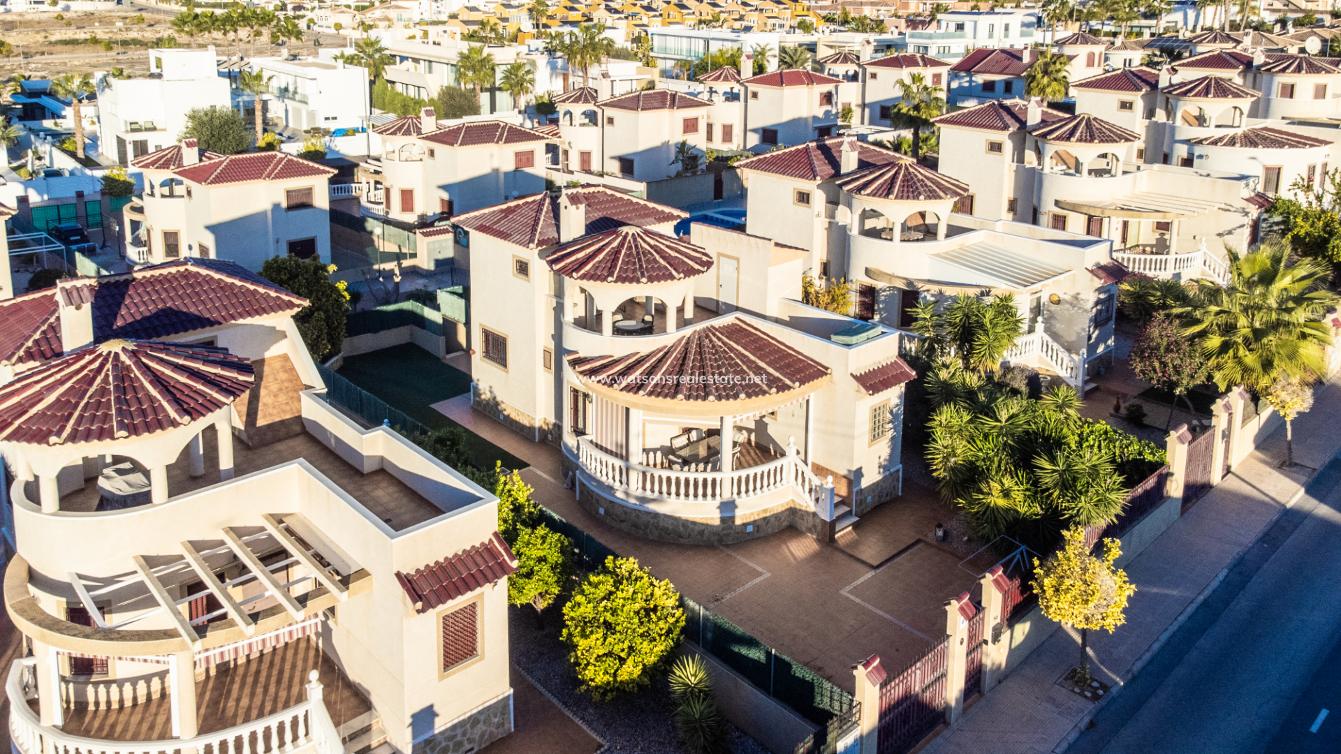 Vrijstaande Villa - Revente - Urb. La Marina - 5561