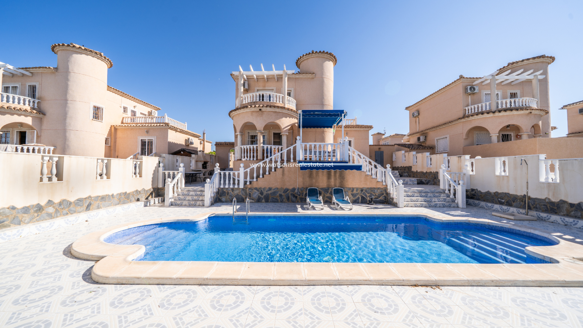 Vrijstaande Villa - Revente - Urb. La Marina - 6142
