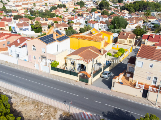 Vrijstaande Villa - Revente - Urb. La Marina - Urb. La Marina