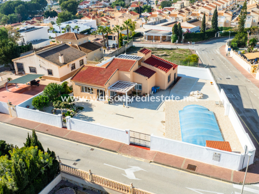 Vrijstaande Villa - Revente - Urb. La Marina - Urb. La Marina