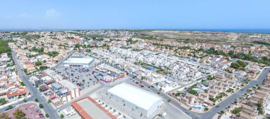 What services are available to me when I buy a house in La Marina Urbanisation?
